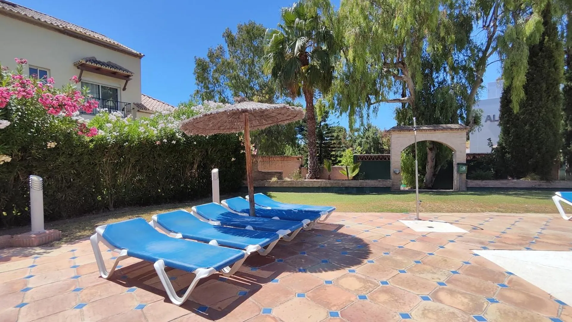 Pinos Aloha Marbella Apartment 0*,